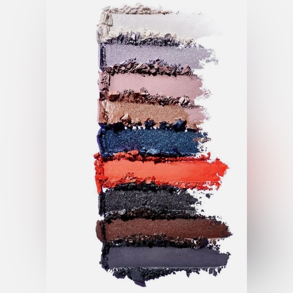 Lottie London x Vampire Diaries Limited Edition Team Stephan & Damon Eyeshadow - Picture 9 of 9